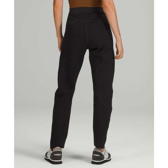 230- EUC Size 2 Lululemon End State Jogger